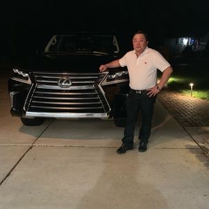 Meet your Posher, Huy